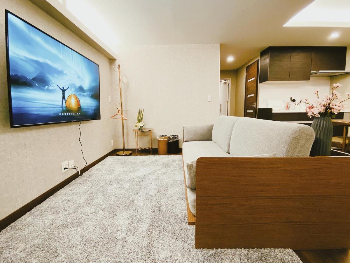 Cherry Blooming Tokyo- All Suite Boutique Hotel 东京伊樱里-中央区全套房艺术酒店 Zewnętrze zdjęcie