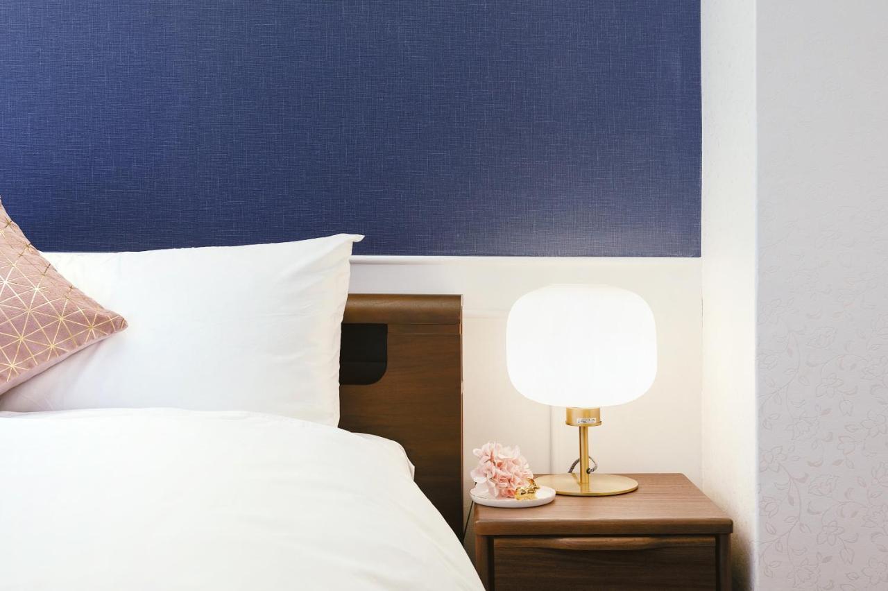 Cherry Blooming Tokyo- All Suite Boutique Hotel 东京伊樱里-中央区全套房艺术酒店 Zewnętrze zdjęcie