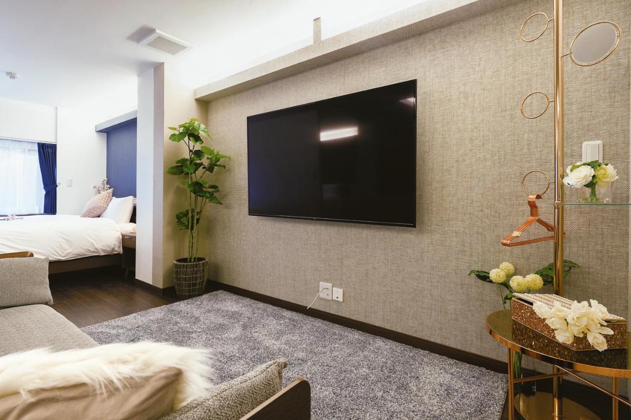 Cherry Blooming Tokyo- All Suite Boutique Hotel 东京伊樱里-中央区全套房艺术酒店 Zewnętrze zdjęcie
